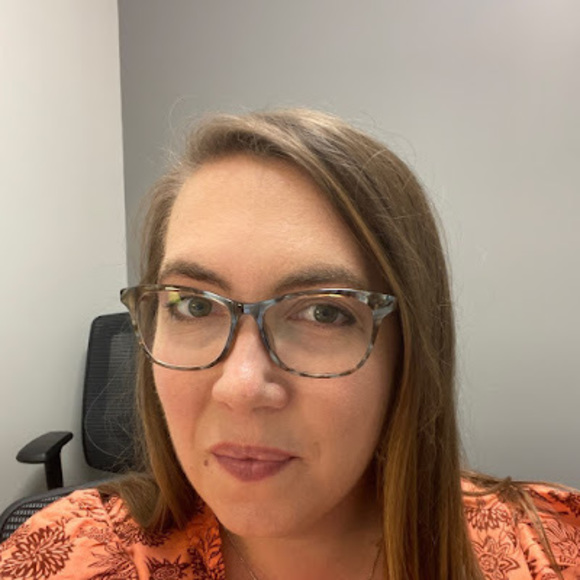 Meet your Posher, Heidi - Picture 1 of 1